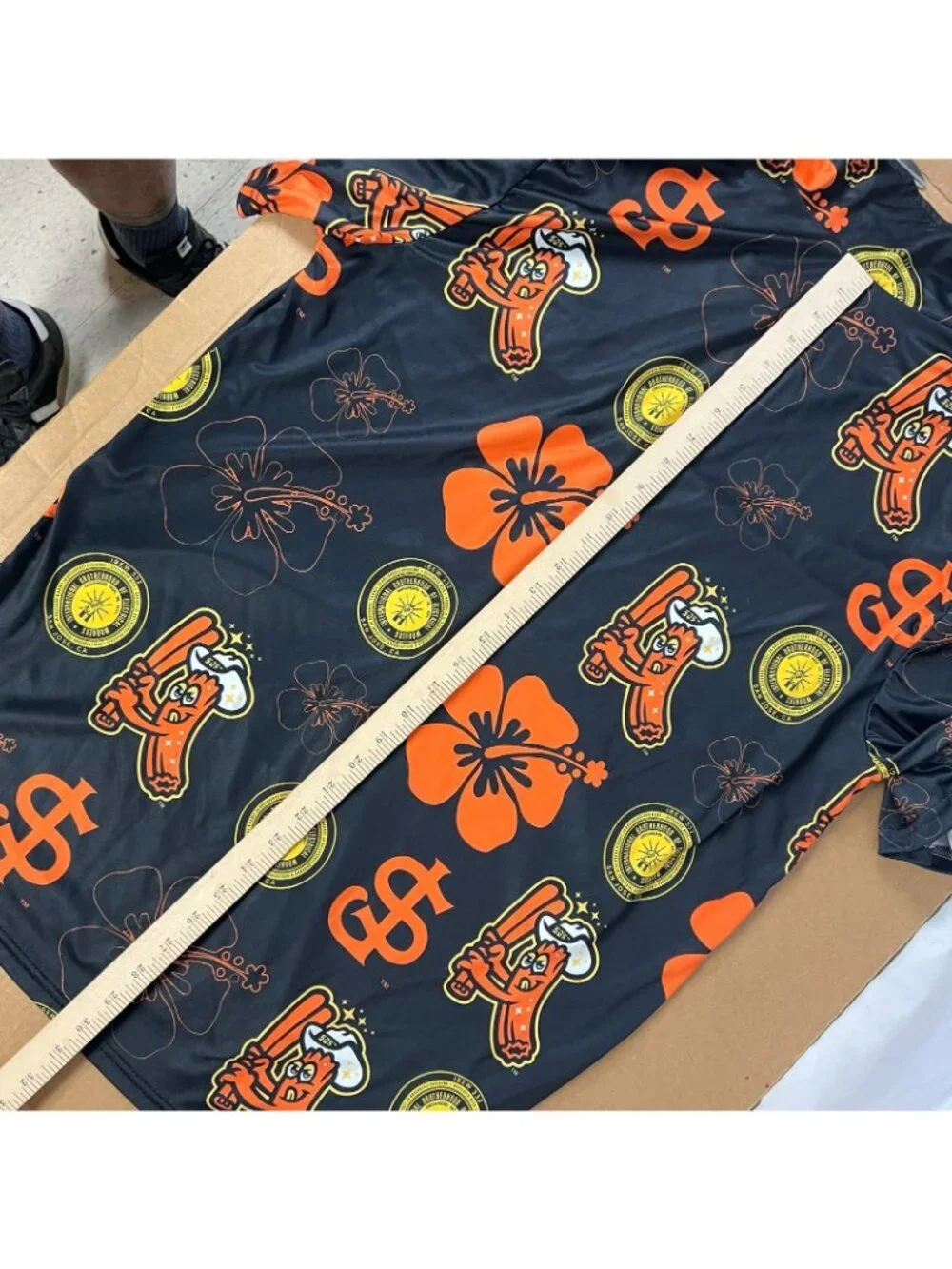 San Jose Giants Churros IBEW SGA Mens Camp Shirt size Large 44x30 MiLB Baseball